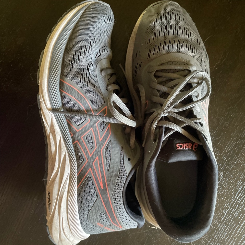 Asics Gel Excite 6 Women's 10 Gray Running Shoes Sneakers